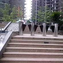 尖角翼闸案例